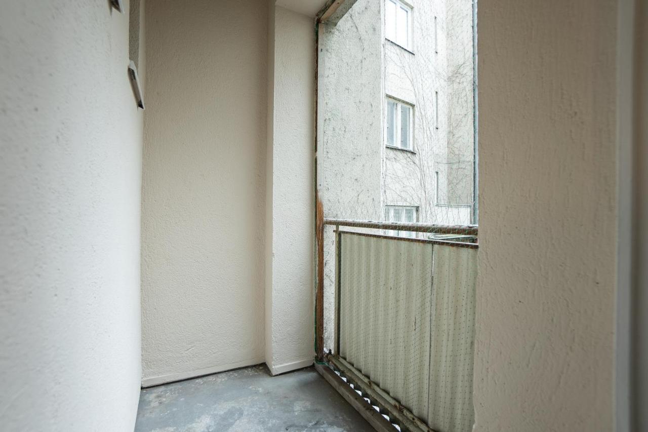 A 2-Bedroom Apartment With A King-Size Bed And A Balcony Is Located Just A 15-Minute Walk From Stephansplatz. Vienna Exterior photo